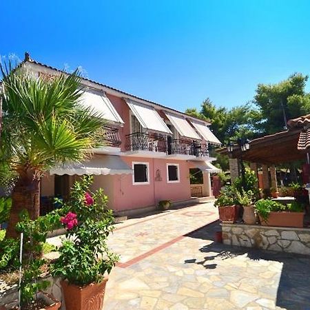 Artemis Vassilikos Aparthotel วาซิลิคอส ภายนอก รูปภาพ