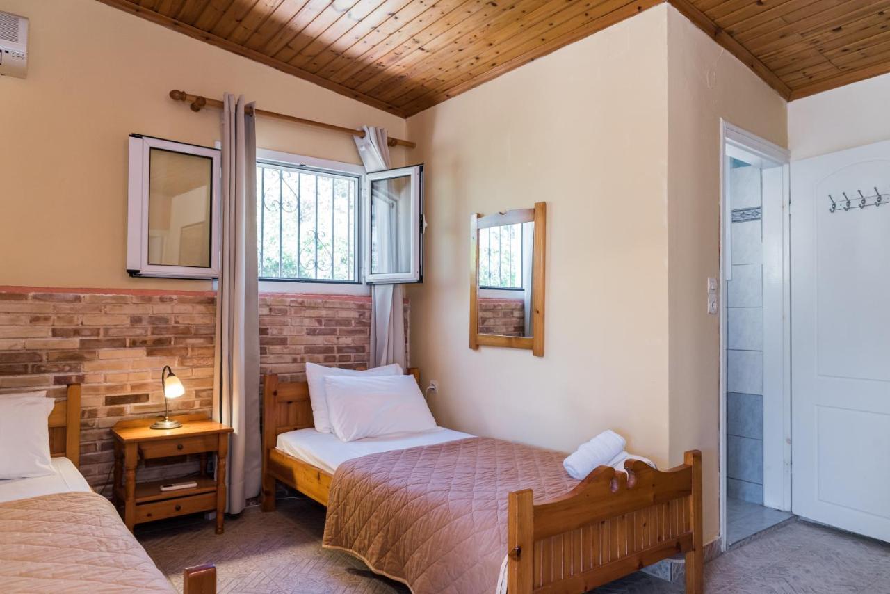 Artemis Vassilikos Aparthotel วาซิลิคอส ภายนอก รูปภาพ