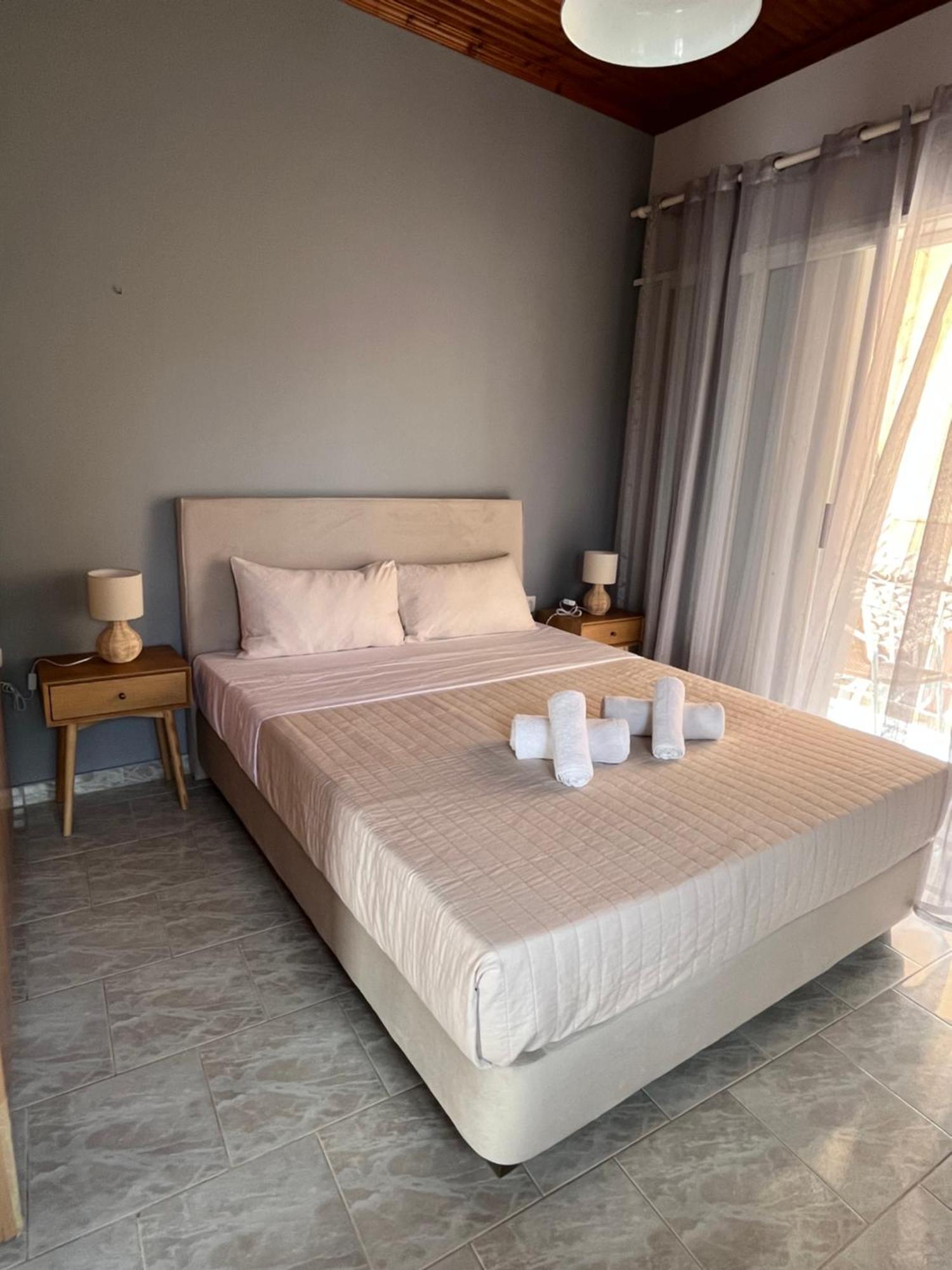 Artemis Vassilikos Aparthotel วาซิลิคอส ภายนอก รูปภาพ
