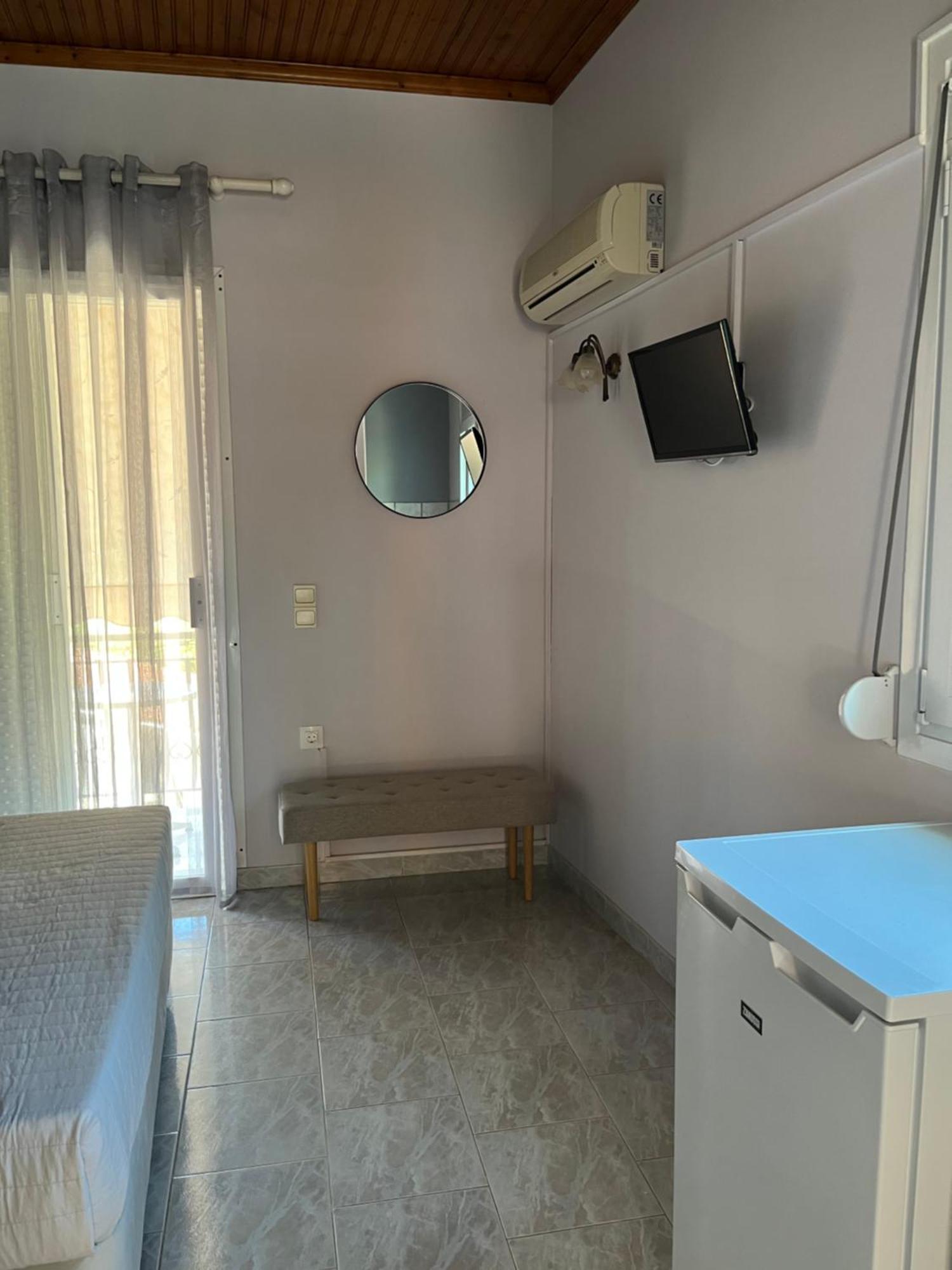 Artemis Vassilikos Aparthotel วาซิลิคอส ภายนอก รูปภาพ