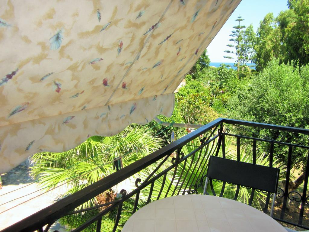 Artemis Vassilikos Aparthotel วาซิลิคอส ห้อง รูปภาพ