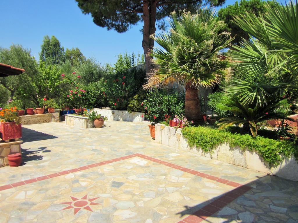 Artemis Vassilikos Aparthotel วาซิลิคอส ภายนอก รูปภาพ